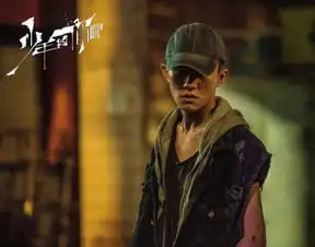 周冬雨新剧照曝光,留寸头十分帅气,网友撞脸易烊千玺了
