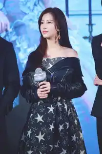 拉轰到炸裂唐嫣,娜扎,景甜,给你小皮衣最强搭配搜狐时尚搜狐网
