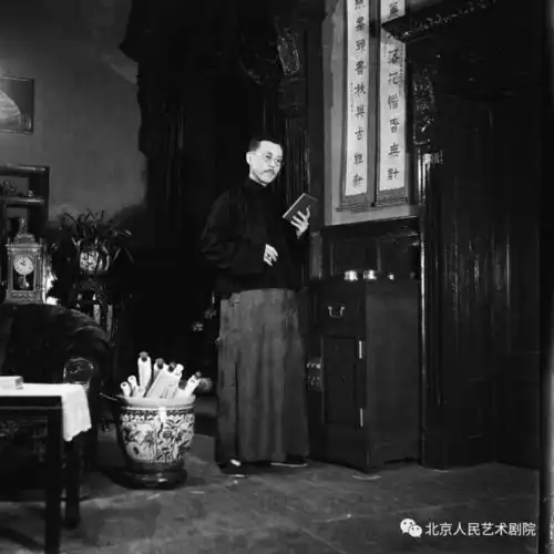 纪念郑榕导演顾威忆郑老不怒自威,浩然之气
