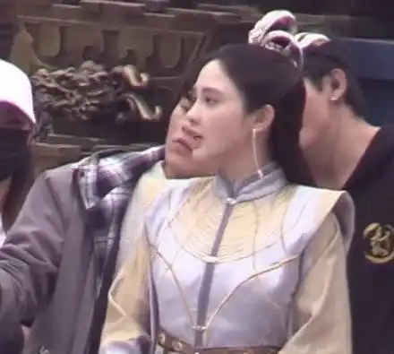 冯绍峰新剧造型华贵,搭档是东宫女主,人气偶像出演主角