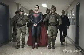 新超人是个没感情基础成长起来的肌肉男