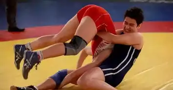 穿上鬼塚虎,和李小龙一样酷