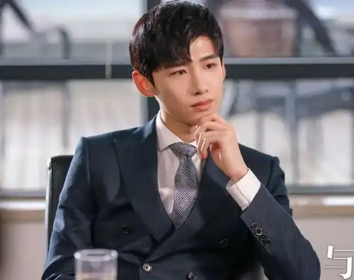 白侦探还没上线,白敬亭新角色先来新剧姐弟恋太有兴趣追了