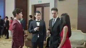 微微一笑很倾城甄少祥来公司打游戏,爸爸快气死,还没校花懂事.