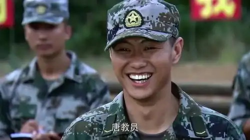 我是特种兵李二牛跟着晨光学坏了,别的没学好,他也学会撩美女了
