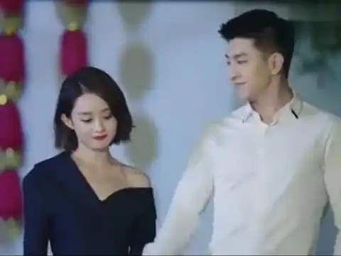 你和我的倾城时光,倾城夫妇夜间散步情趣多,厉致诚大吃林浅口红
