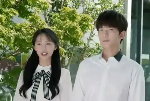 这波情侣装秀恩爱,着实甜蜜暴击,你俩请原地结婚