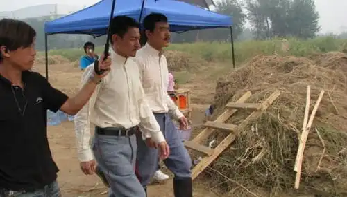 天王女儿入院检查刘德华行程繁忙未陪同,看来不用担心了
