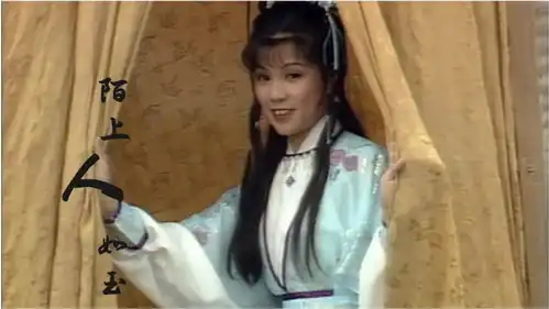 齐了,七版黄蓉第一次女装见郭靖的对比,靖哥哥一开口翁美玲就完胜
