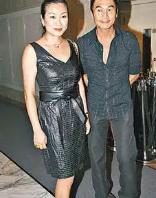 方中信今天为父设灵莫可欣透露其心情伤痛
