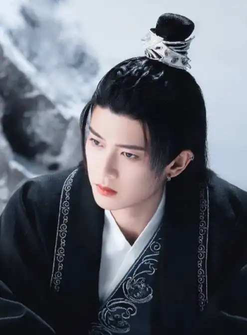 恰似故人归被催更,有求有威胁,任嘉伦迪丽热巴互动妙