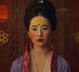 谁说刘亦菲不适合演花木兰当她的骑马照曝光后,全网打脸了

