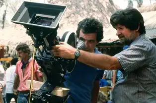 铁血战士初代造型遭吐槽,异形设计师出手补救终成经典