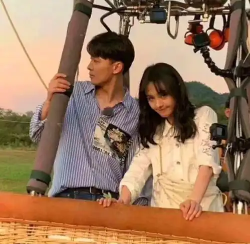 张恒求婚郑爽,流星雨桥段再上演,楚雨荨的戏还挺多
