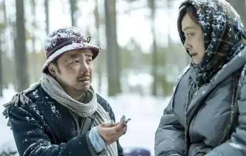 囧妈原以为是搞笑幽默,看完却哭了,闪现出很多画面
