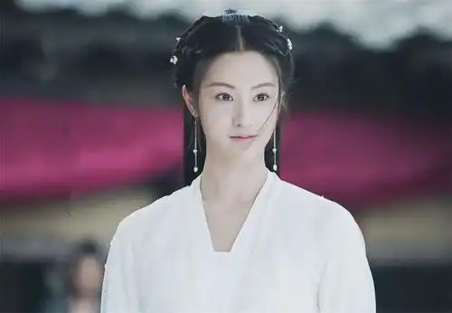 新神雕侠侣杀青6年未播,小龙女被骂最丑,杨过由五竹饰演