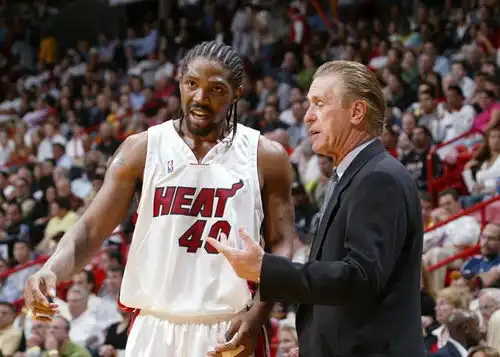 热火总裁莱利哈斯勒姆对我们球队很重要