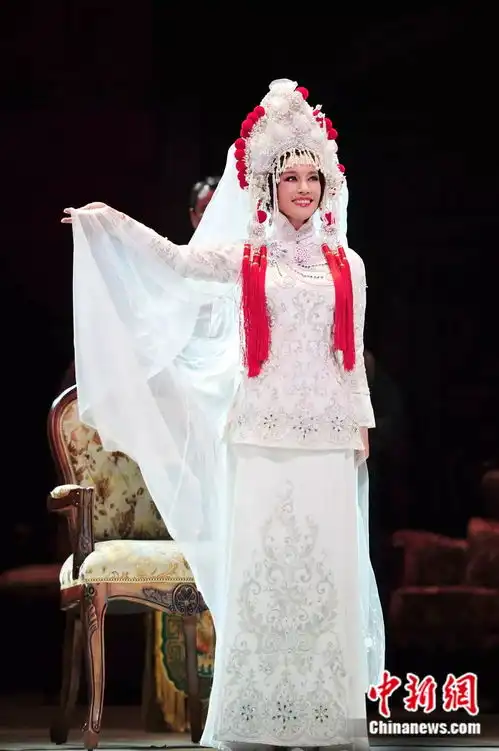 刘晓庆即便是人生大起大落,也挡不住我的光芒
