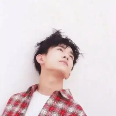 易烊千玺头像帅气图片最新款易烊千玺头像女生专用