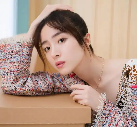 胡冰卿再次官宣新剧,男主还是演绎东宫的他,这cp感爆棚了