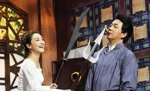 刘德华捧红的女星,最美年龄嫁大16岁老公,36岁仍优雅又俏皮

