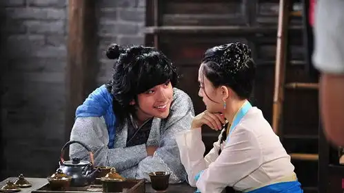 陈昱霖曾和赵丽颖一起主演古装戏,旧照曝光被网友吐槽并不漂亮