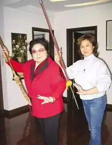 1982年小常宝与智取威虎山剧组集体叛逃美国图文视频
