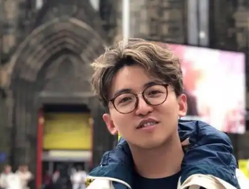 宋雨琦被传跟跑男导演恋情,跟baby闹矛盾,直接甩视频回应
