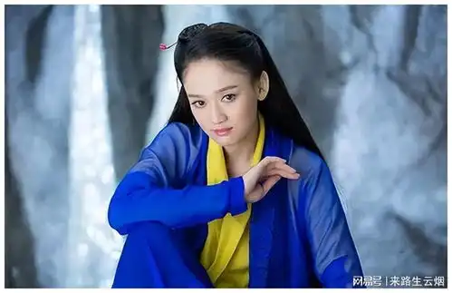 登记结婚嫁小9岁艾伦现场照曝光,陈乔恩腰身粗壮或已有好消息
