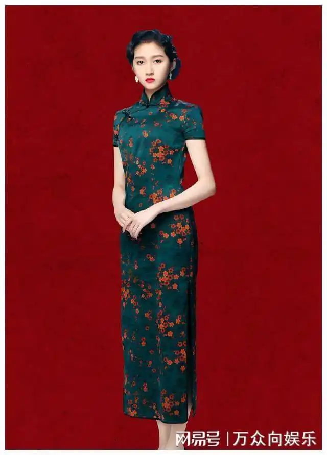 angelababy关晓彤旗袍造型齐上阵,谁的旗袍造型才是王牌