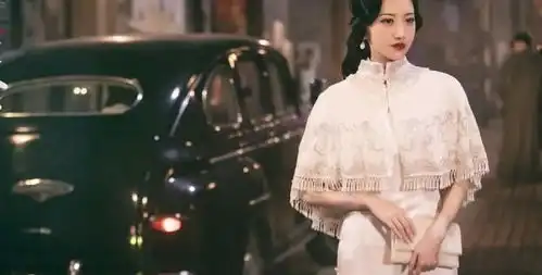 肖战玉骨遥剧照疑公开穿蓝色长裙,新造型像奶油小生