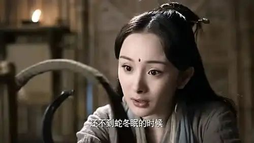 三生三世十里桃花夜华一眼就认出白浅背影是司音,突然话也变多了
