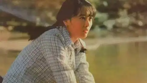 火遍80年代,揭露人生真相做错选择,到底有多惨
