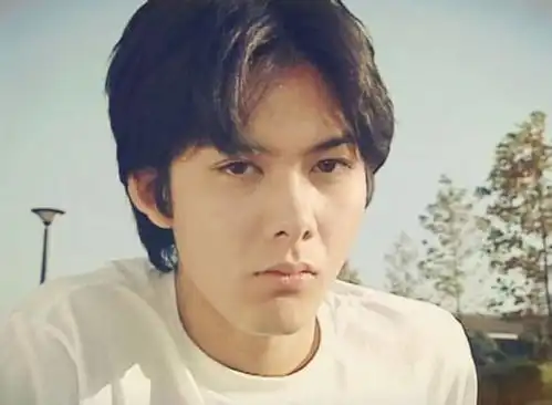 当昊然弟弟遇上山崎贤人,就是疲惫生活的一剂良药