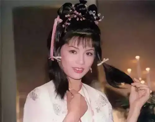 她们是tvb七仙女,各个都是美女,如今有人去世,有人命运悲惨
