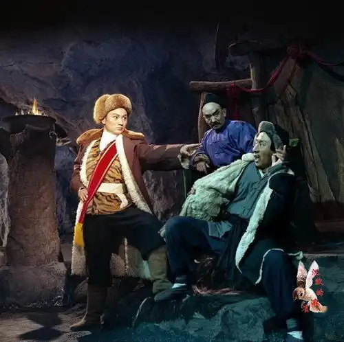 样板戏智取威虎山经典剧照海报宣传画集锦
