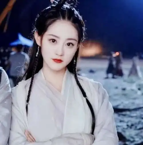 新版倚天屠龙记来袭,祝绪丹剧照曝光,真的很适合古装
