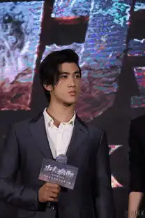 成龙失约功夫瑜伽李治廷忙站台
