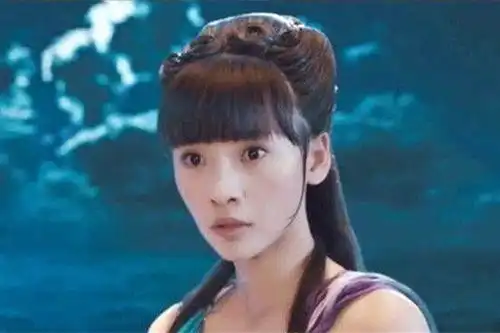 柳岩的20岁,27岁,30岁,33岁,36岁,38岁,一直都很美
