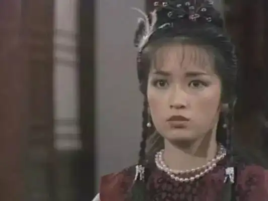 她是雪山飞狐最凄美程灵素,曾恋靖哥哥黄日华,如今变成孙俪婆婆