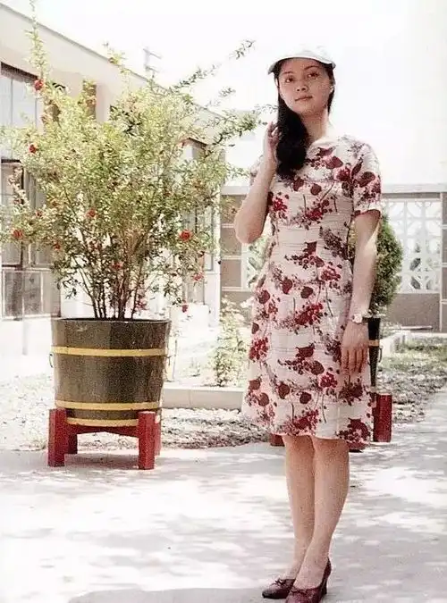 珍贵87版红楼梦众多演员素颜照,吊打整容脸