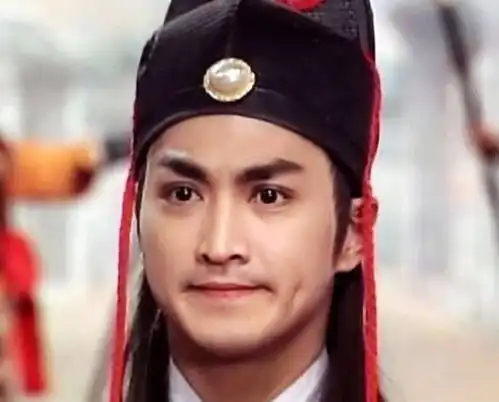 曾凭新鸳鸯蝴蝶梦走红,过气后传播章子怡谣言,被禁言