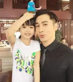 钟丽缇张伦硕京剧风婚纱照曝光,果然还是国粹最美
