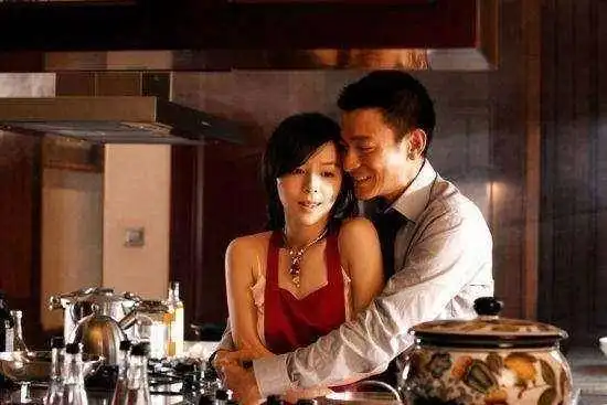 她曾红到范冰冰不敢惹,却被蒋雯丽打耳光,被封杀沦落到拍烂片