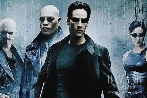 90年代遮阳单品卷土重来,时装精们都在try这土酷的时髦