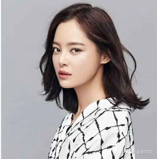 长了一张撕逼脸是种怎样的体验娜扎拼命想变傻白甜,辛芷蕾一看就不好惹