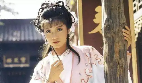 翁美玲自杀,遗体为何用5层锡纸包裹多年后,法医道出意外内幕