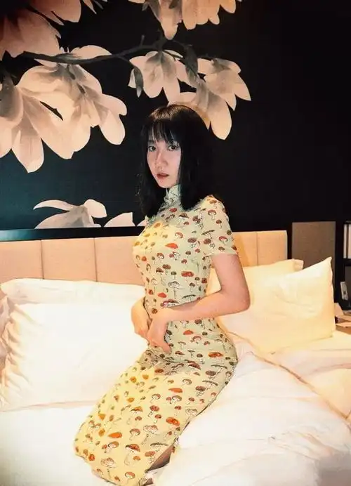 青你2旗袍造型来了谢可寅安琪撞脸雪姨,最美的是她