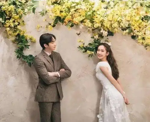 顶楼周锡京婚纱cf照公开,大小姐太美了
