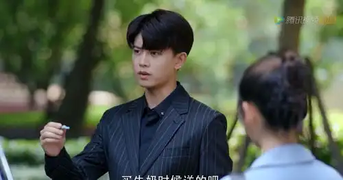 任嘉伦新剧甜蜜搞笑,也让人热泪盈眶,仍旧摆脱不了的虐心小王子